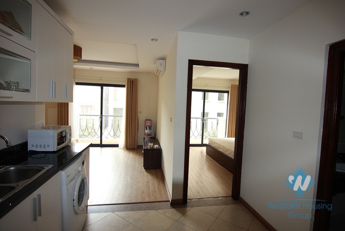 Bright and airy serviced apartment for rent in Au Co alley, Tay Ho, Hanoi